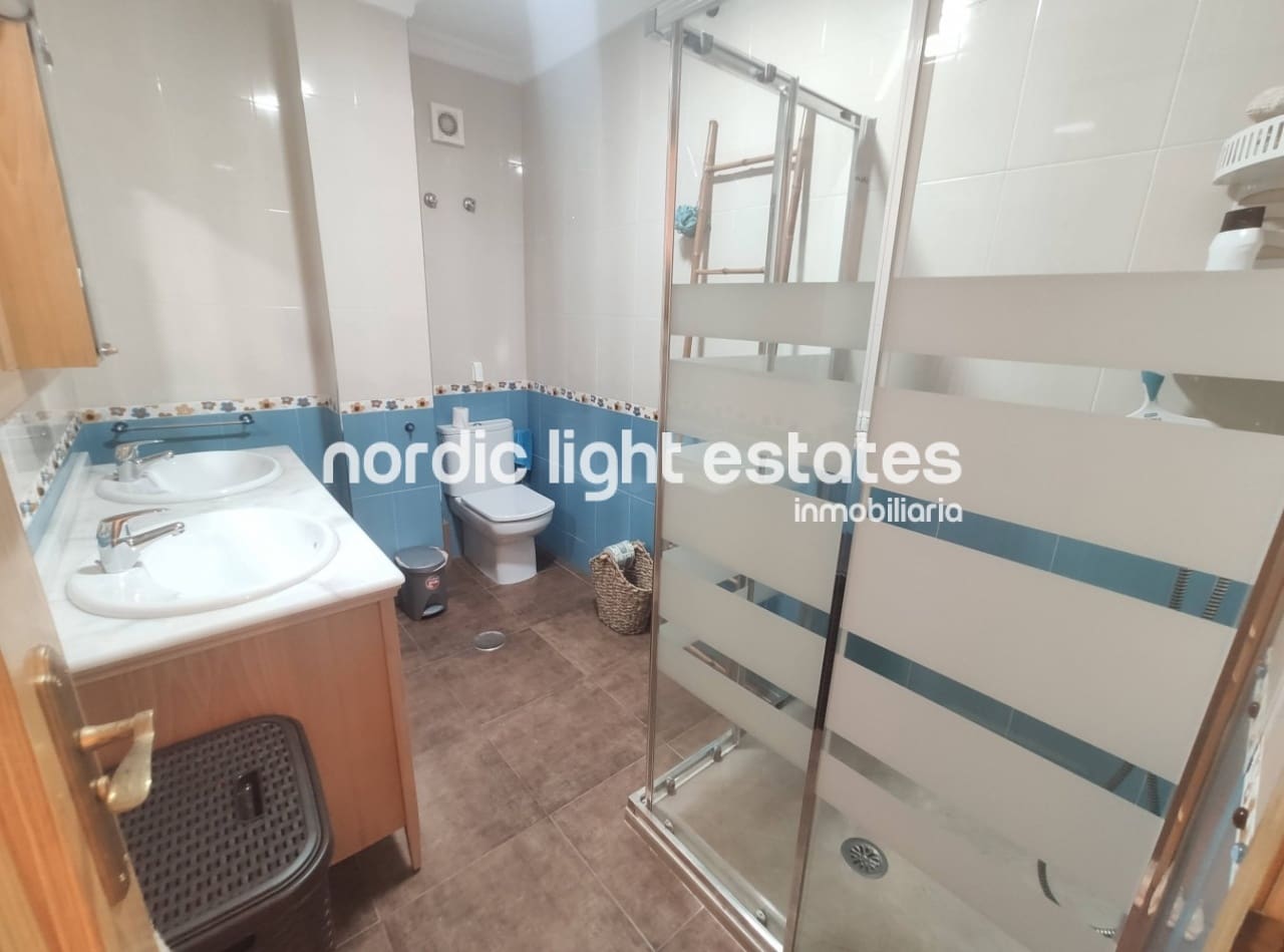 3 soveværelse Penthouse til salg i Torrox-Costa med garage - € 389.000 (Ref: 8225935)