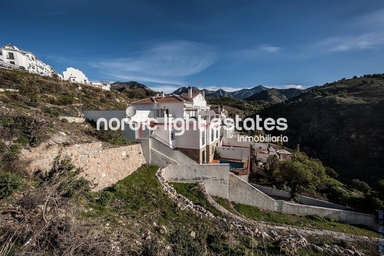 3 sypialnia Willa na sprzedaż w Frigiliana z basenem garażem - 790 000 € (Ref: 8233021)