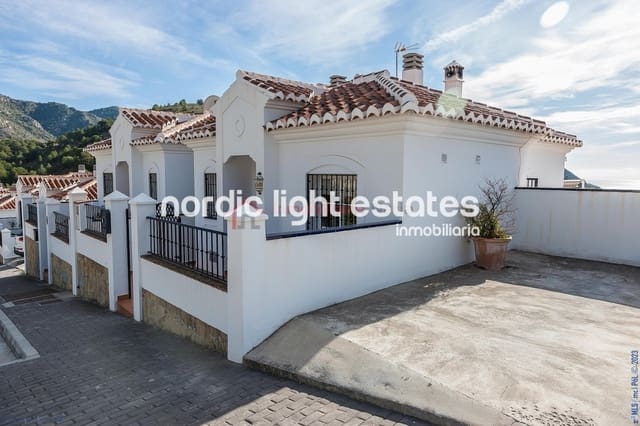 3 soverom Villa til salgs i Frigiliana med svømmebasseng garasje - € 790 000 (Ref: 8233021)