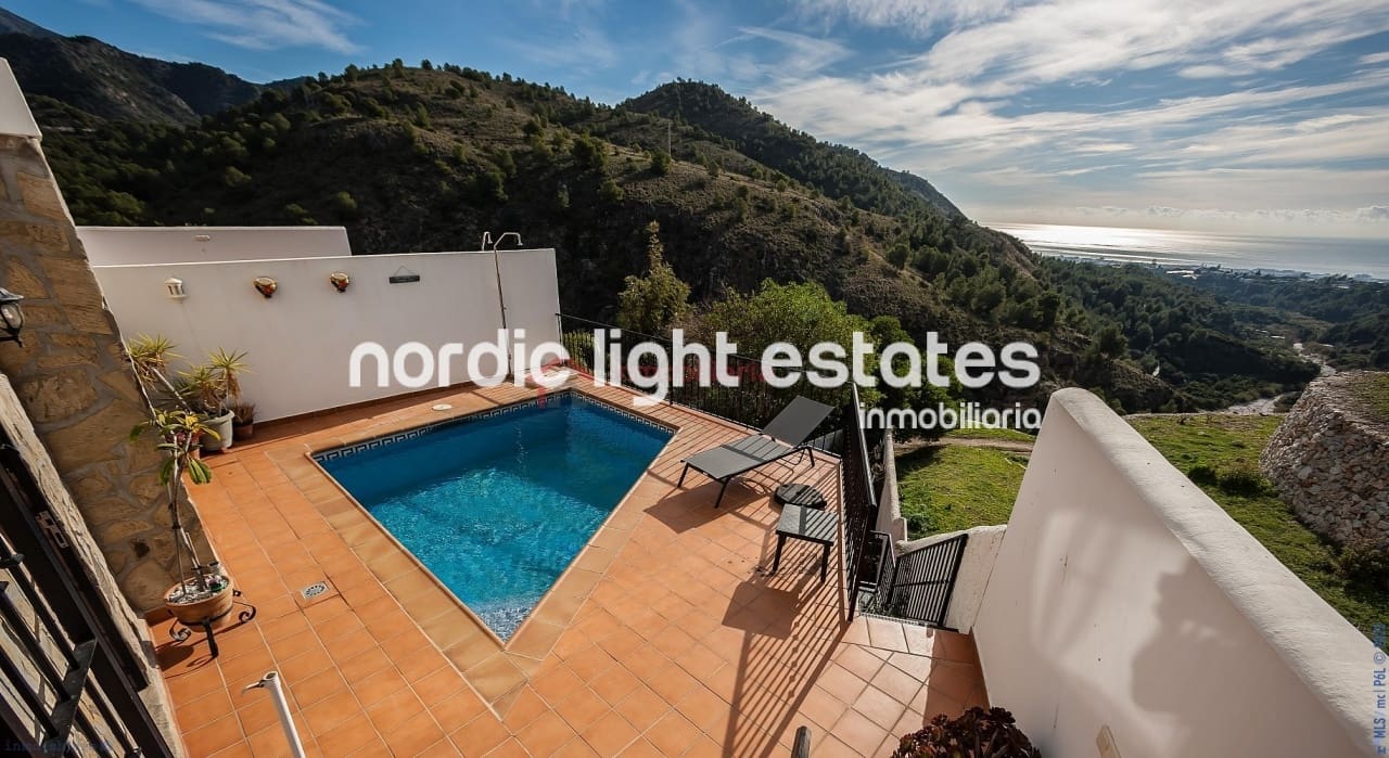 3 sypialnia Willa na sprzedaż w Frigiliana z basenem garażem - 790 000 € (Ref: 8233021)