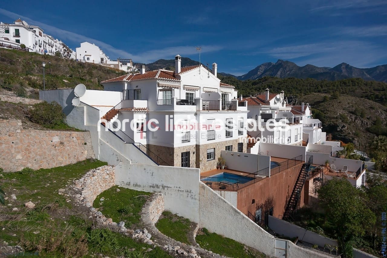 3 sypialnia Willa na sprzedaż w Frigiliana z basenem garażem - 790 000 € (Ref: 8233021)