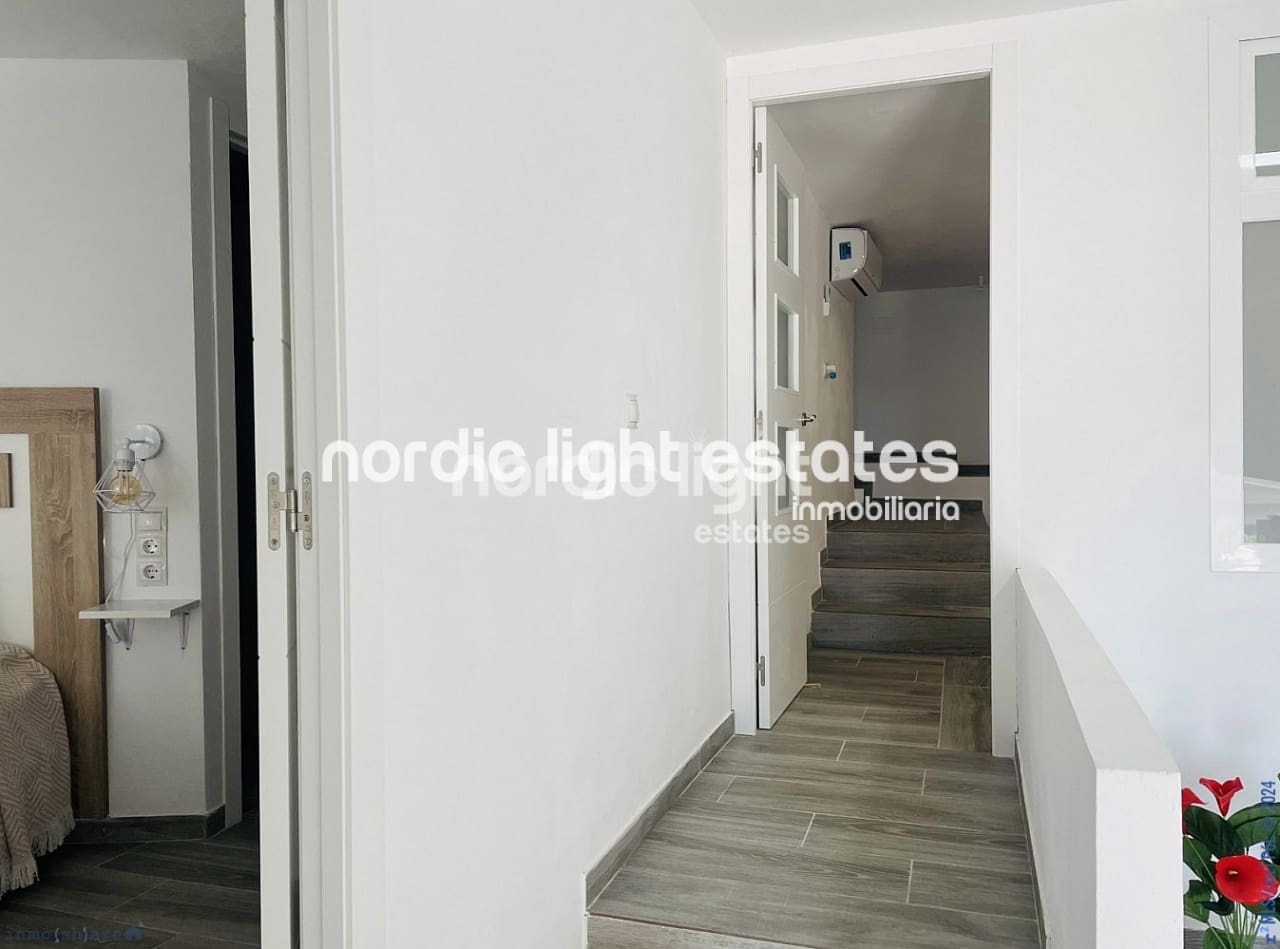 3 sypialnia Willa na sprzedaż w Frigiliana z basenem garażem - 790 000 € (Ref: 8233021)