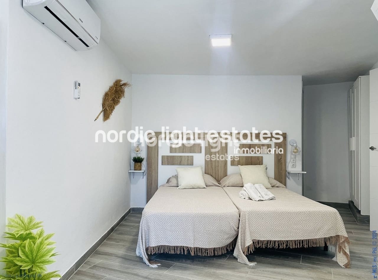 3 sypialnia Willa na sprzedaż w Frigiliana z basenem garażem - 790 000 € (Ref: 8233021)