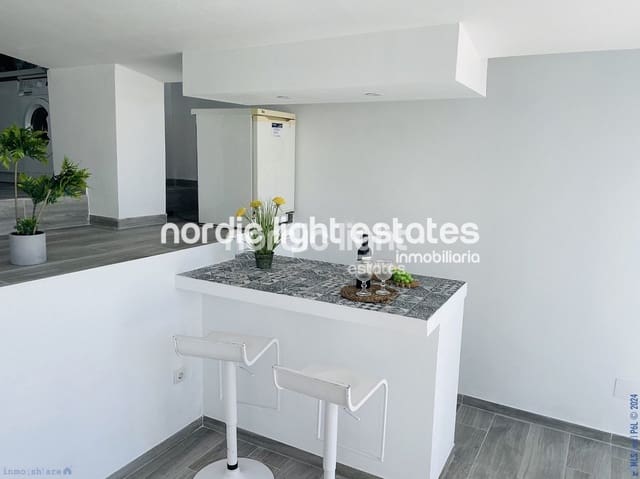 3 soverom Villa til salgs i Frigiliana med svømmebasseng garasje - € 790 000 (Ref: 8233021)