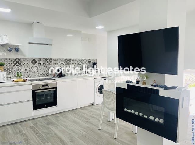 3 soverom Villa til salgs i Frigiliana med svømmebasseng garasje - € 790 000 (Ref: 8233021)