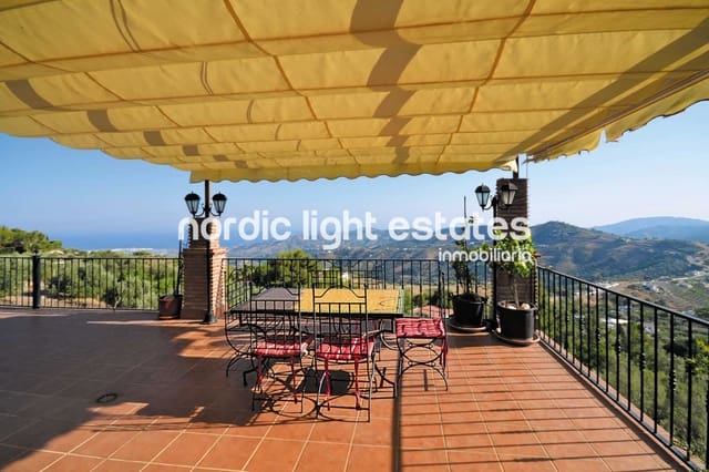 7 bedroom Villa for sale in Frigiliana with pool garage - € 1,250,000 (Ref: 8247372)