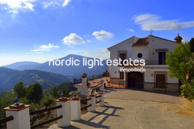 7 bedroom Villa for sale in Frigiliana with pool garage - € 1,250,000 (Ref: 8247372)