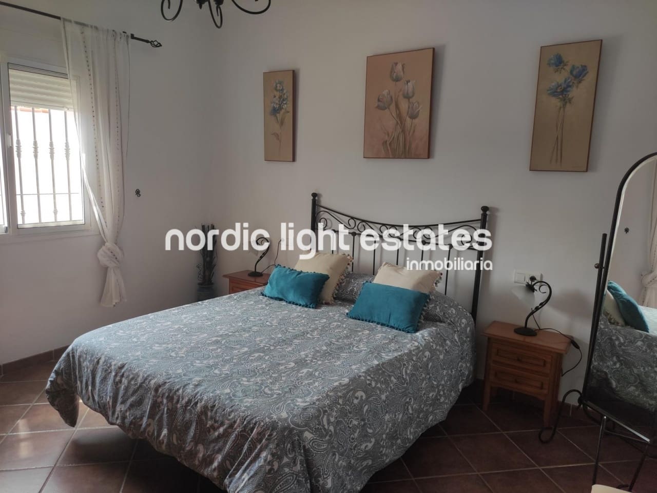 3 soveværelse Villa til leje i Torrox med swimmingpool garage - € 1.400 (Ref: 8255944)