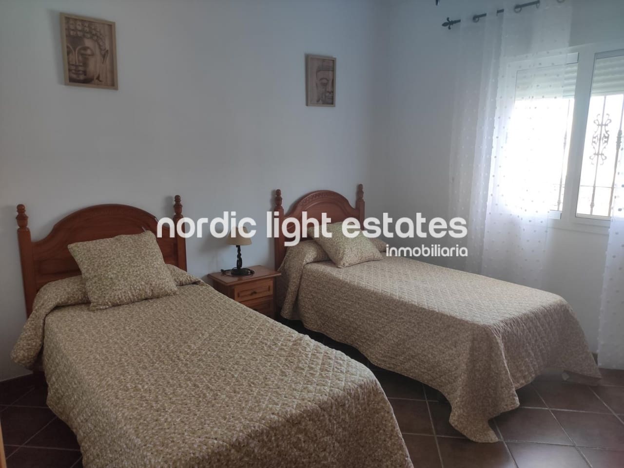 3 soveværelse Villa til leje i Torrox med swimmingpool garage - € 1.400 (Ref: 8255944)