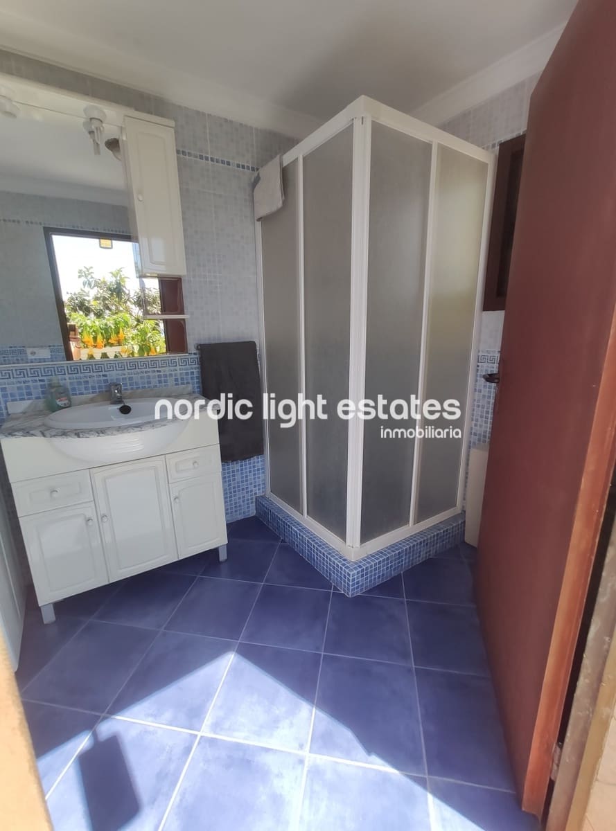 3 soveværelse Villa til leje i Torrox med swimmingpool garage - € 1.600 (Ref: 8295489)