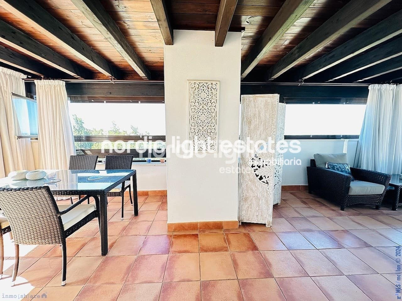 2 soveværelse Penthouse til salg i Caleta de Velez med swimmingpool garage - € 459.000 (Ref: 8402177)