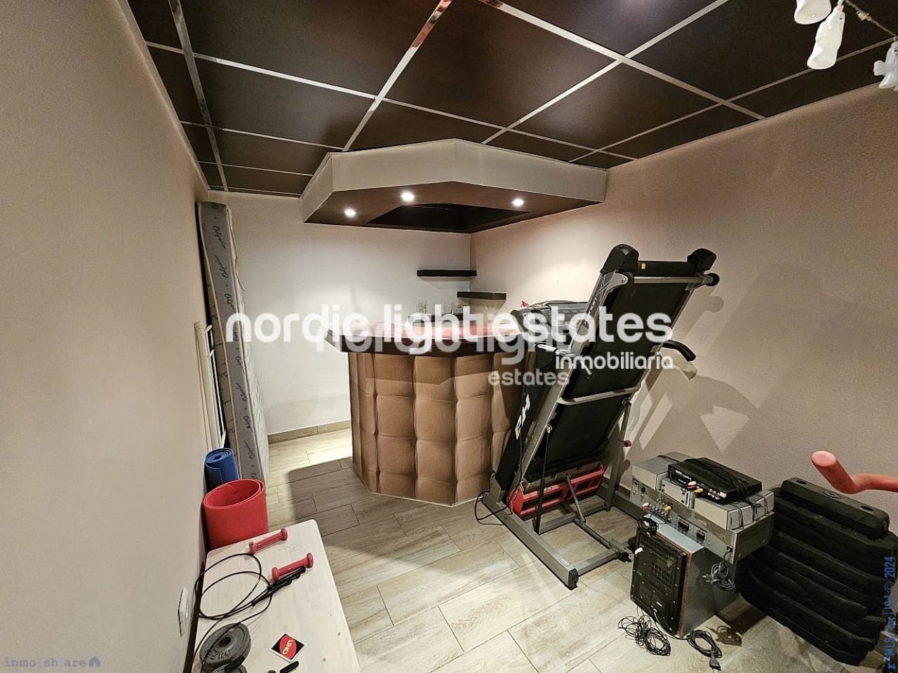 3 soveværelse Semi-Rækkehus til salg i Velez-Malaga med swimmingpool garage - € 280.000 (Ref: 8426850)