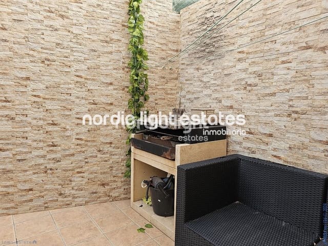 3 sypialnia Dom blizniak na sprzedaż w Vélez-Málaga z basenem garażem - 280 000 € (Ref: 8426850)