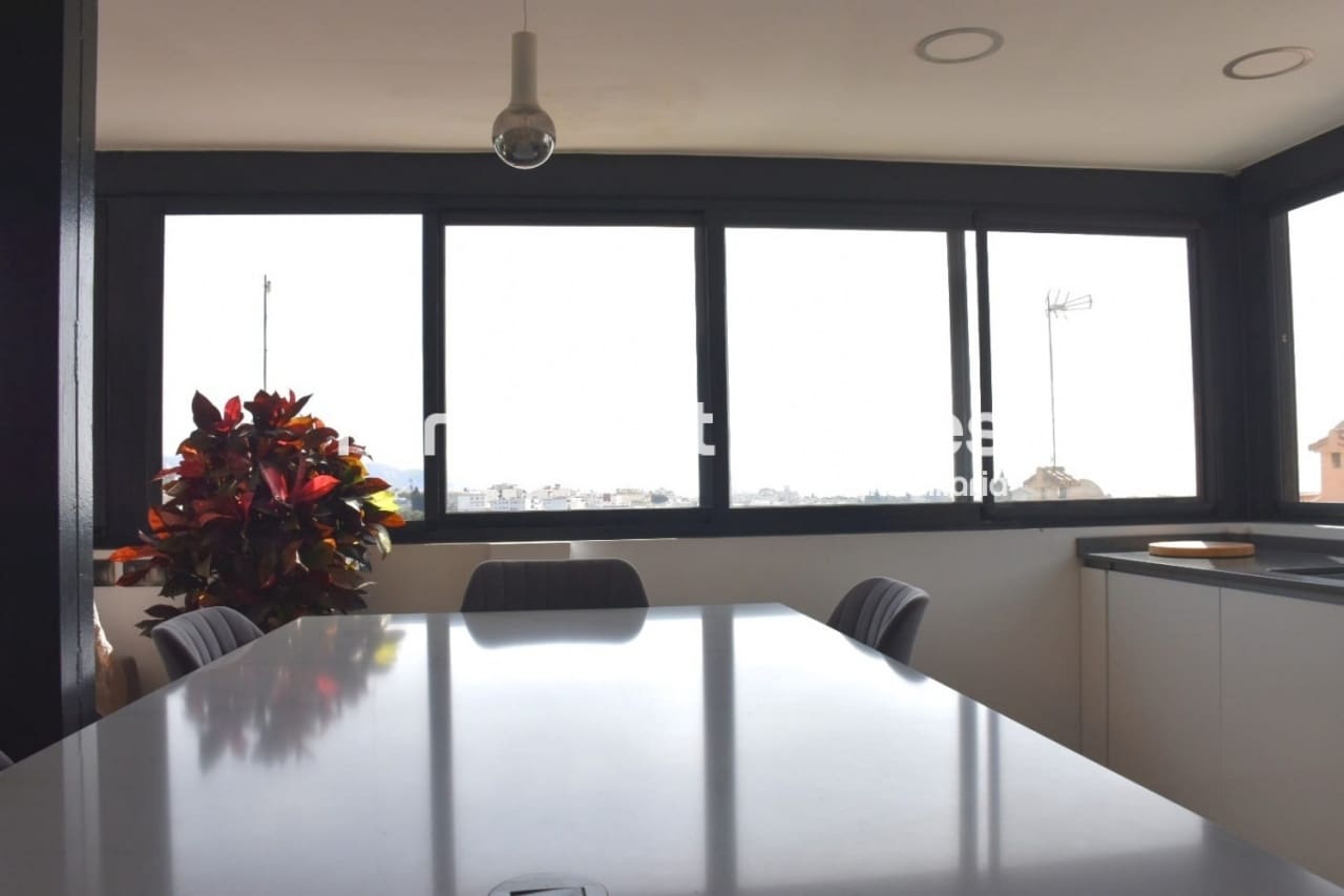 3 bedroom Villa for sale in Nerja with pool garage - € 610,000 (Ref: 8436060)