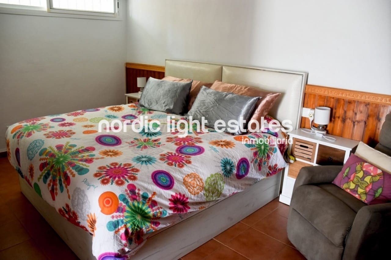 3 bedroom Villa for sale in Nerja with pool garage - € 610,000 (Ref: 8436060)