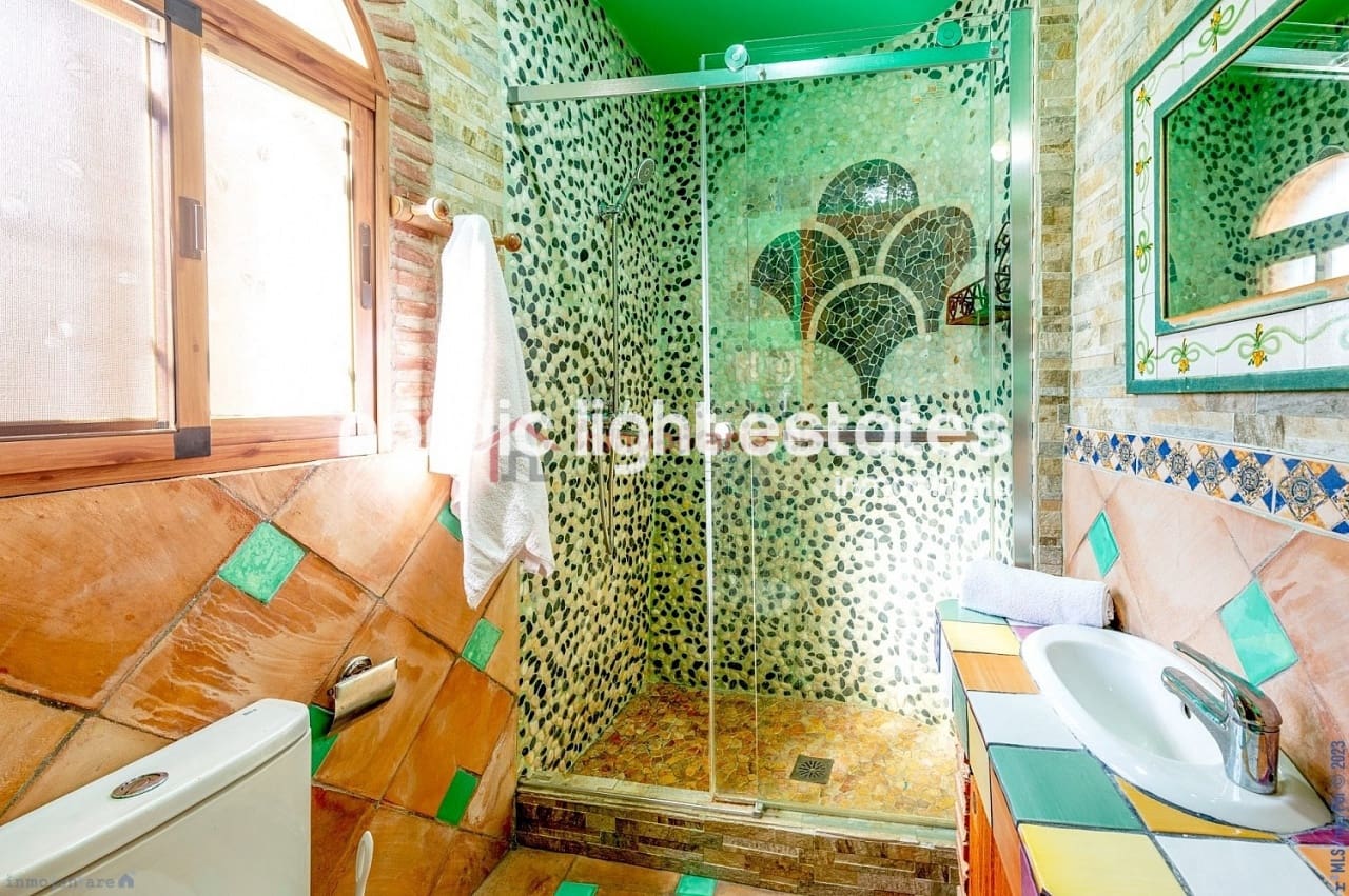 6 sypialnia Willa na sprzedaż w Frigiliana z basenem - 950 000 € (Ref: 8437686)