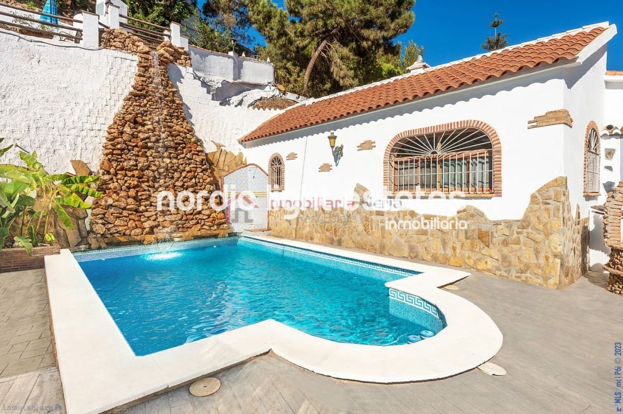 6 sypialnia Willa na sprzedaż w Frigiliana z basenem - 950 000 € (Ref: 8437686)