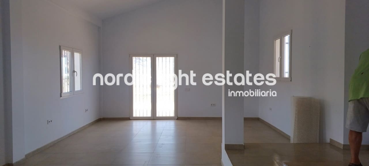 3 slaapkamer Villa te koop in Frigiliana met zwembad - € 676.000 (Ref: 8458942)