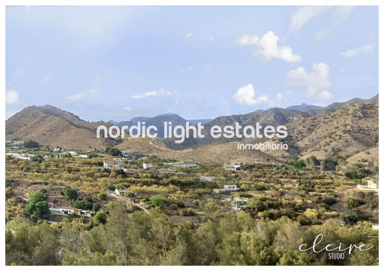 3 slaapkamer Villa te koop in Frigiliana met zwembad - € 676.000 (Ref: 8458942)