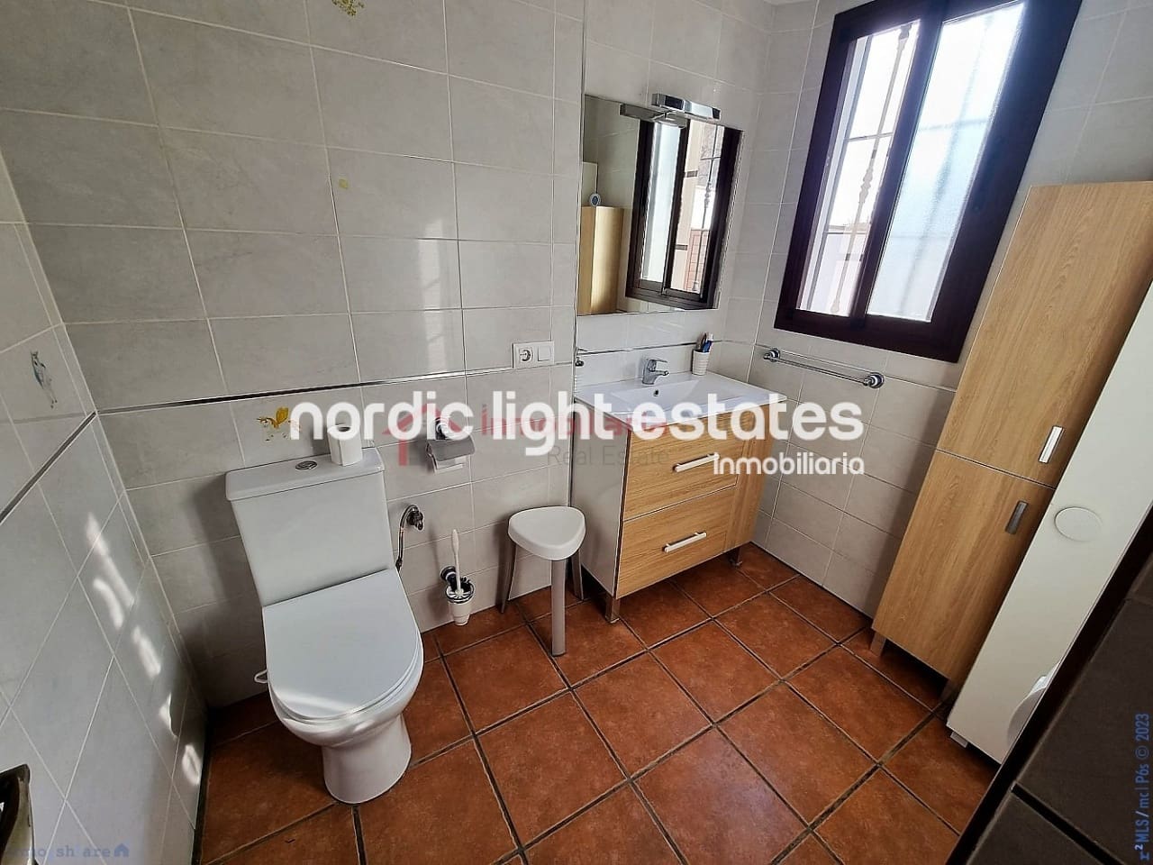 5 soveværelse Semi-Rækkehus til salg i Torrox-Costa med garage - € 465.000 (Ref: 8469086)