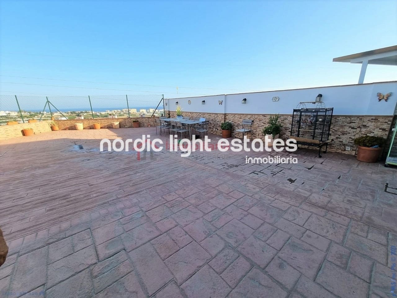 5 soveværelse Semi-Rækkehus til salg i Torrox-Costa med garage - € 465.000 (Ref: 8469086)