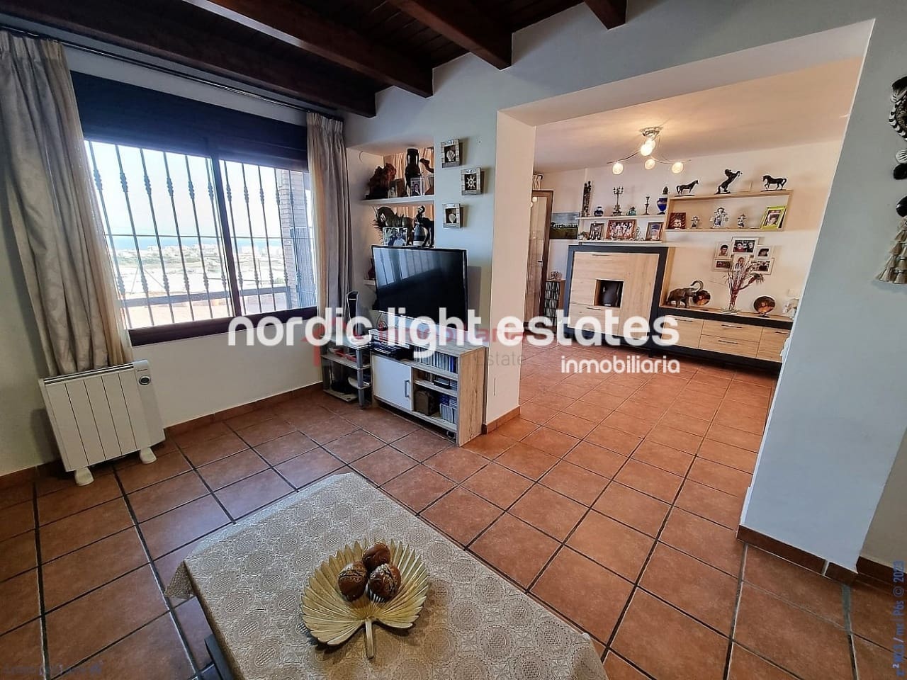 5 soveværelse Semi-Rækkehus til salg i Torrox-Costa med garage - € 465.000 (Ref: 8469086)