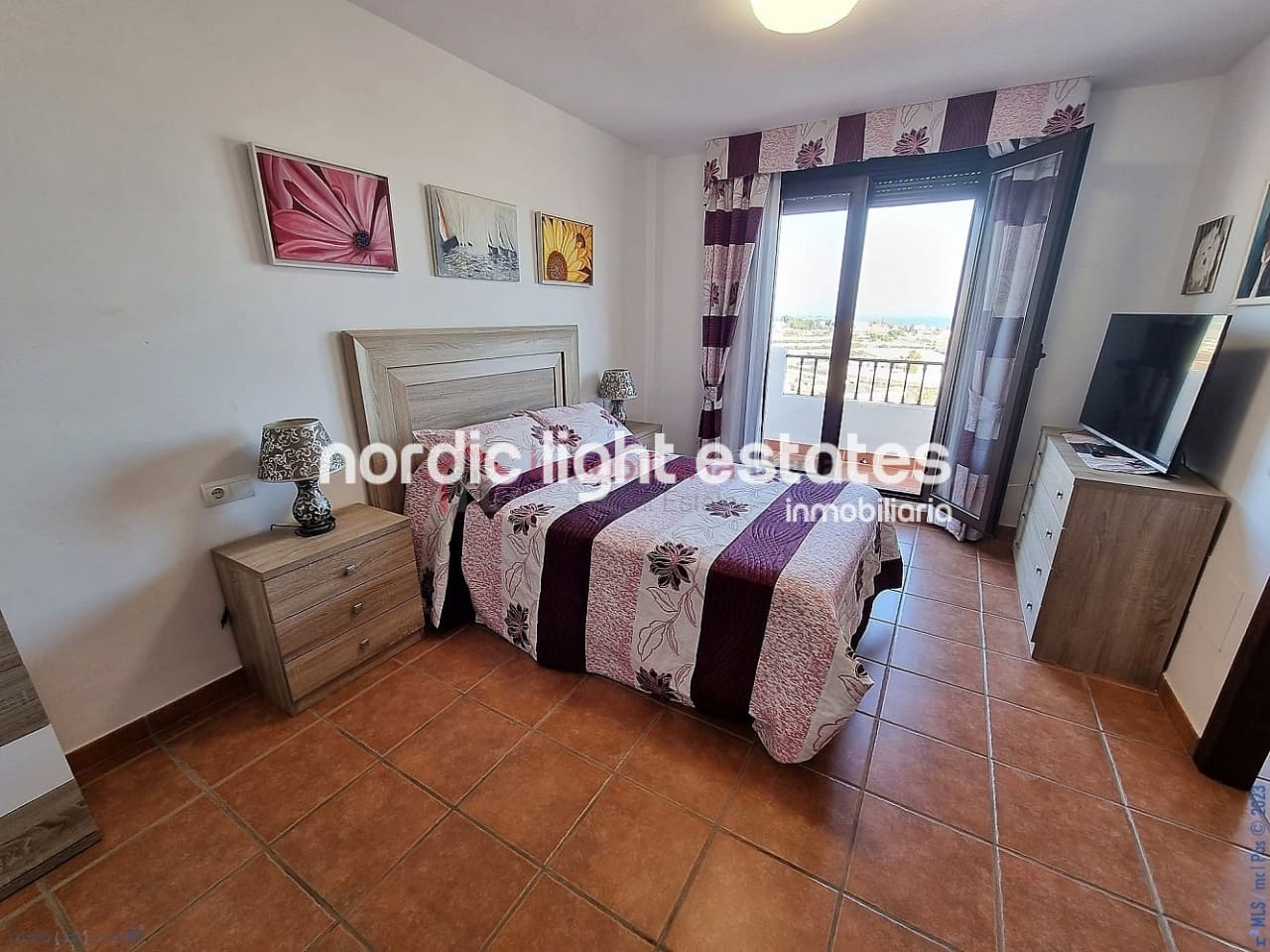 5 soveværelse Semi-Rækkehus til salg i Torrox-Costa med garage - € 465.000 (Ref: 8469086)