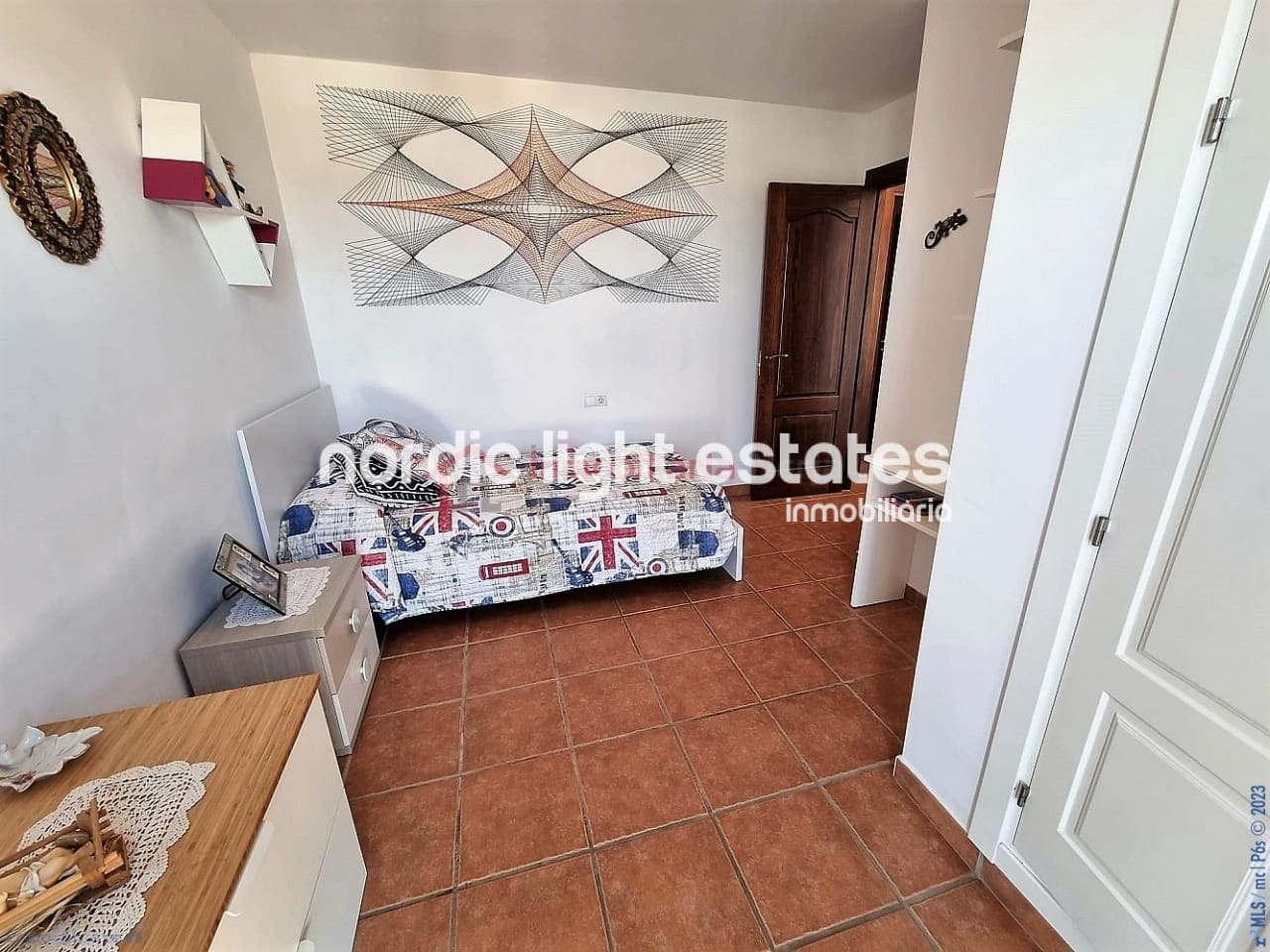 5 soveværelse Semi-Rækkehus til salg i Torrox-Costa med garage - € 465.000 (Ref: 8469086)