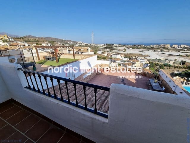 5 makuuhuone Paritalo myytävänä paikassa Torrox-Costa, Torrox mukana 
autotalli - 465 000 € (Ref: 8469086)