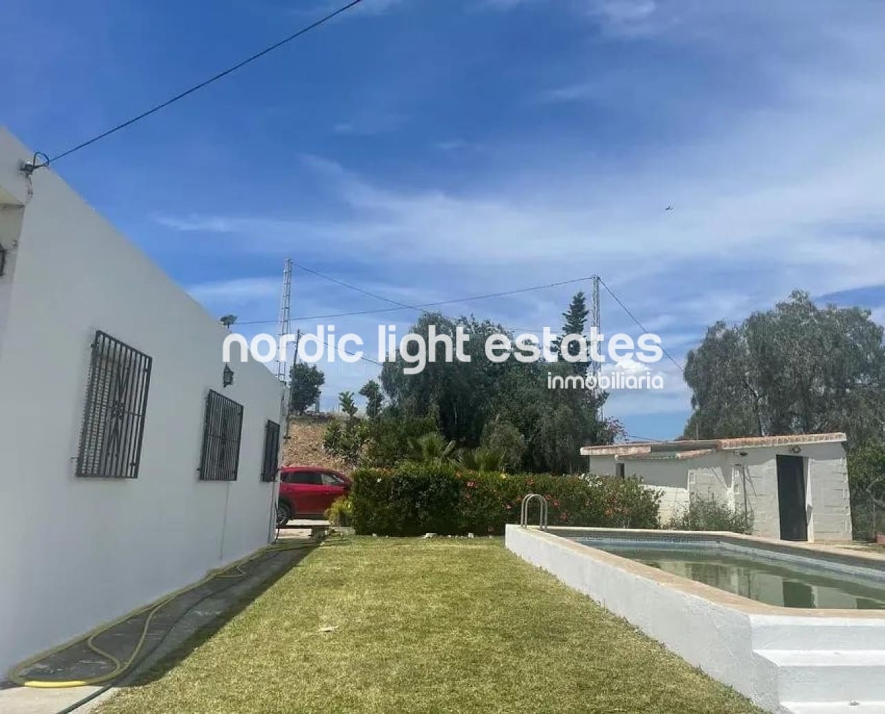 10 soveværelse Villa til salg i Torre del Mar med swimmingpool garage - € 425.000 (Ref: 8481328)