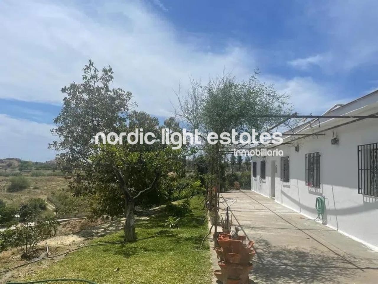 10 soveværelse Villa til salg i Torre del Mar med swimmingpool garage - € 425.000 (Ref: 8481328)