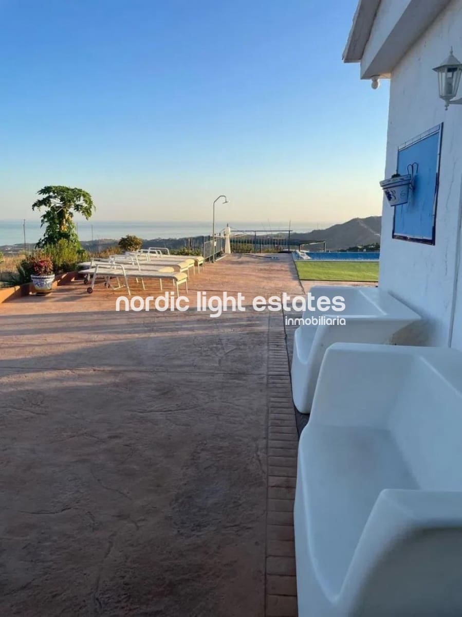 4 sovrum Finca/Hus på landet till salu i Almayate med pool garage - 470 000 € (Ref: 8499100)