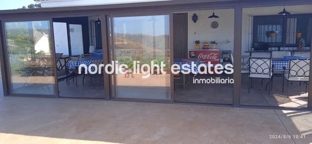 4 sovrum Finca/Hus på landet till salu i Almayate, Vélez-Málaga med pool garage - 470 000 € (Ref: 8499100)