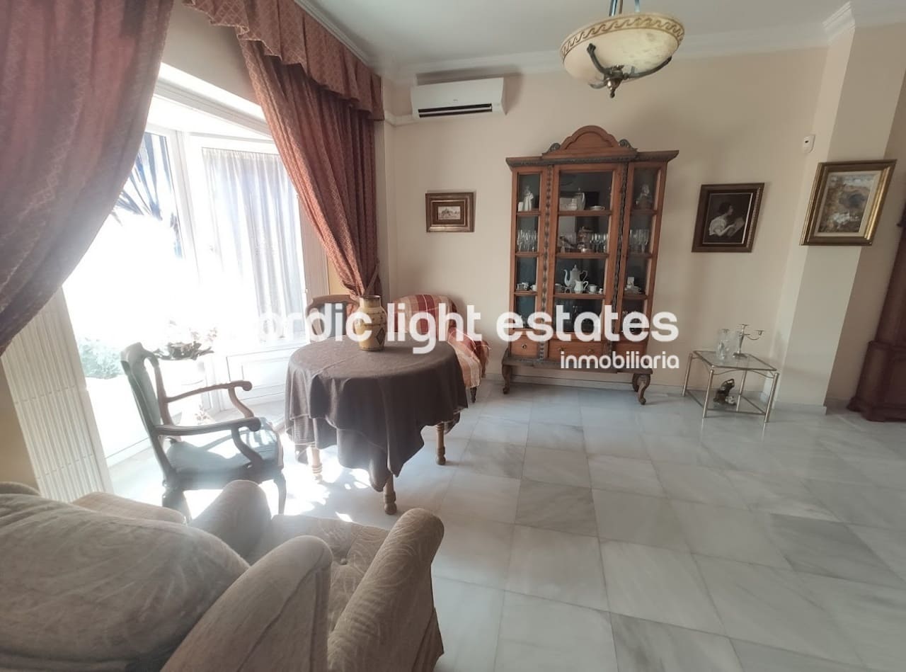 4 soveværelse Semi-Rækkehus til salg i Nerja - € 2.200.000 (Ref: 8500568)