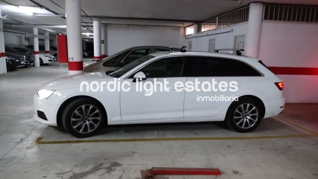 1 makuuhuone Huoneisto myytävänä paikassa Almuñécar mukana uima-altaan 
autotalli - 295 000 € (Ref: 8524691)