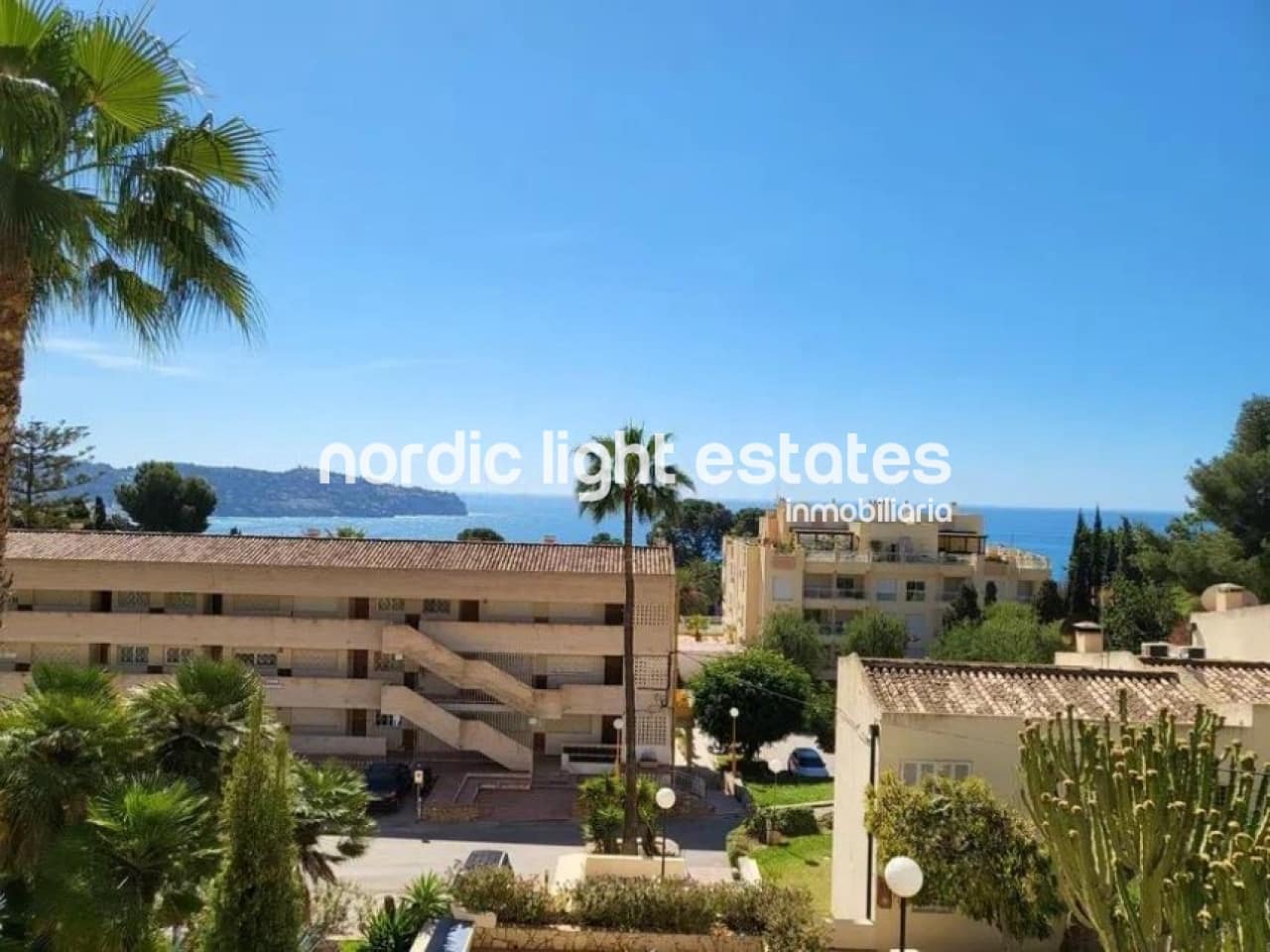 2 soveværelse Semi-Rækkehus til salg i Almunecar med swimmingpool - € 319.999 (Ref: 8578773)