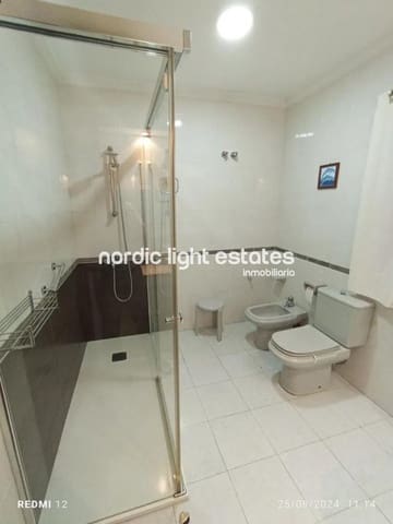 6 soveværelse Lejlighed til salg i Málaga by med garage - € 550.000 (Ref: 8592468)