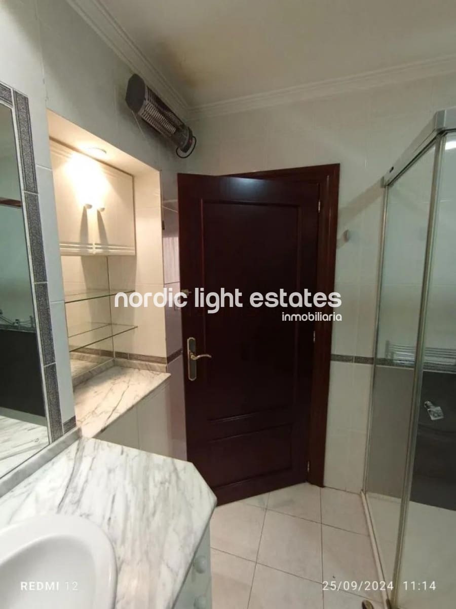 6 soveværelse Lejlighed til salg i Malaga by med garage - € 550.000 (Ref: 8592468)