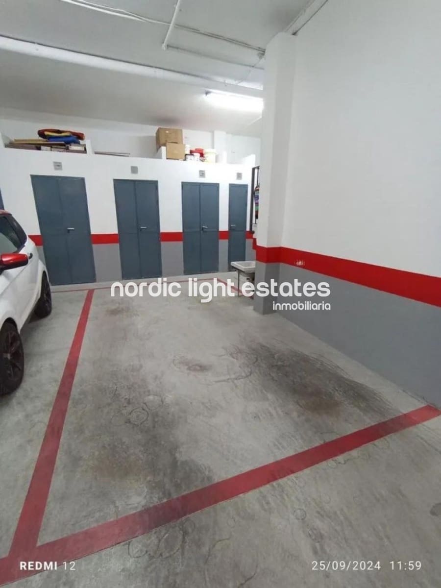 6 soveværelse Lejlighed til salg i Malaga by med garage - € 550.000 (Ref: 8592468)