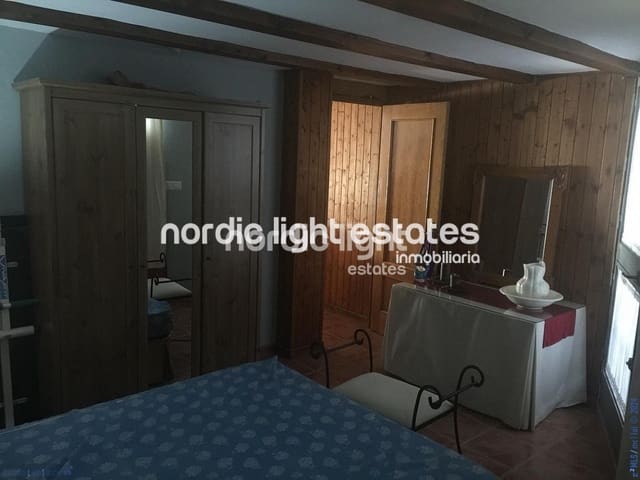 5 soveværelse Semi-Rækkehus til salg i Nerja med swimmingpool - € 750.000 (Ref: 8595606)