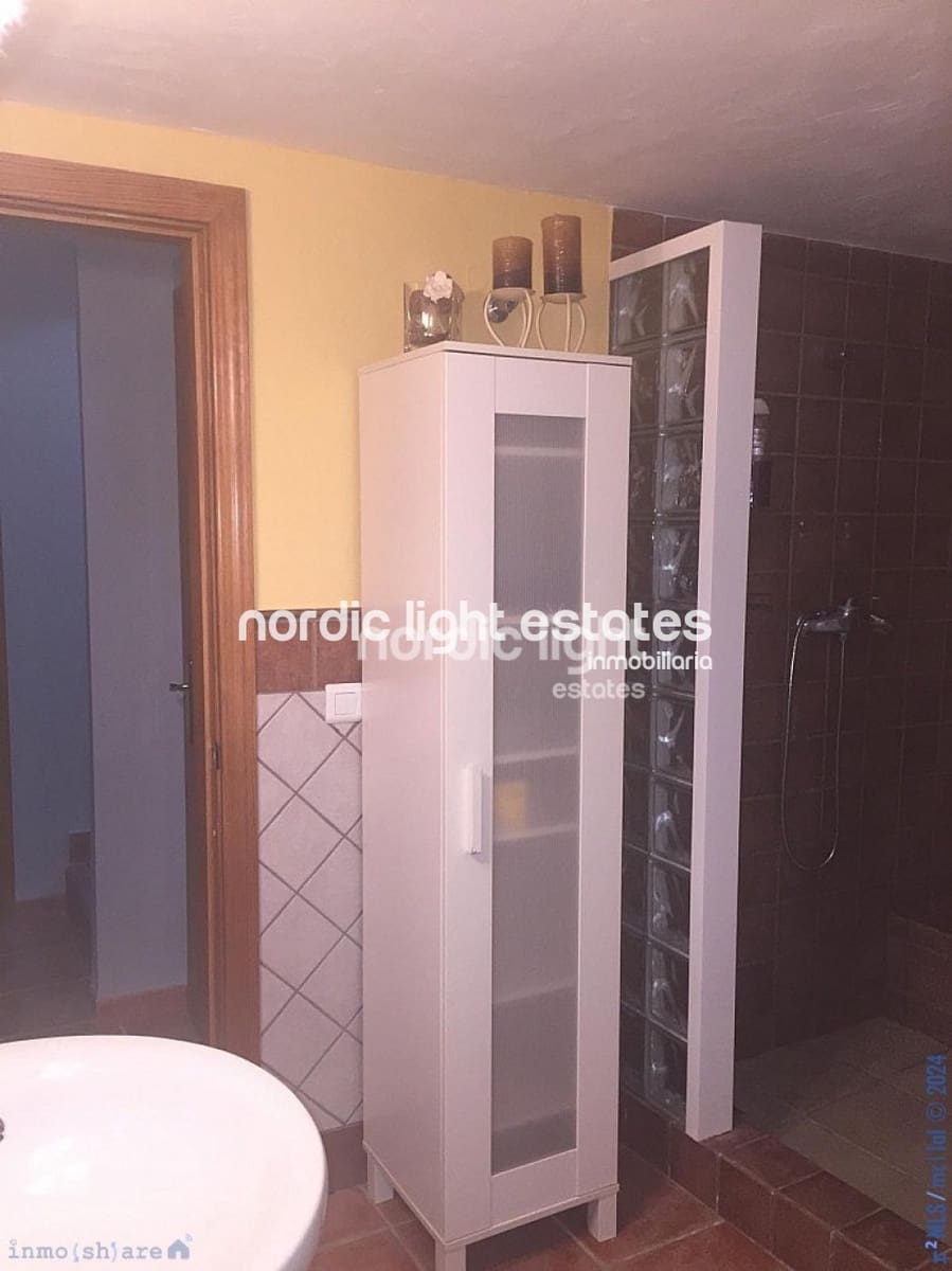 5 soveværelse Semi-Rækkehus til salg i Nerja med swimmingpool - € 750.000 (Ref: 8595606)