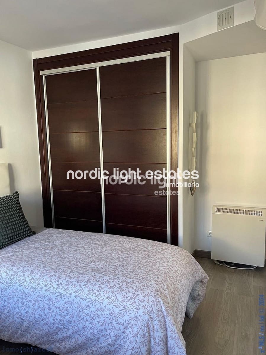 5 soveværelse Semi-Rækkehus til salg i Nerja med swimmingpool - € 750.000 (Ref: 8595606)