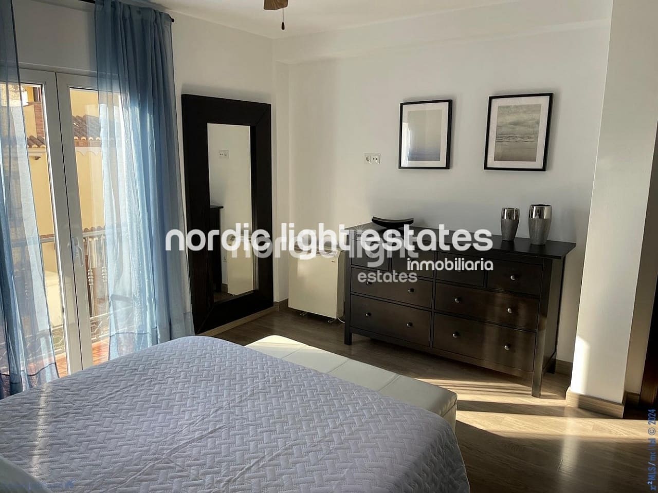 5 soveværelse Semi-Rækkehus til salg i Nerja med swimmingpool - € 750.000 (Ref: 8595606)