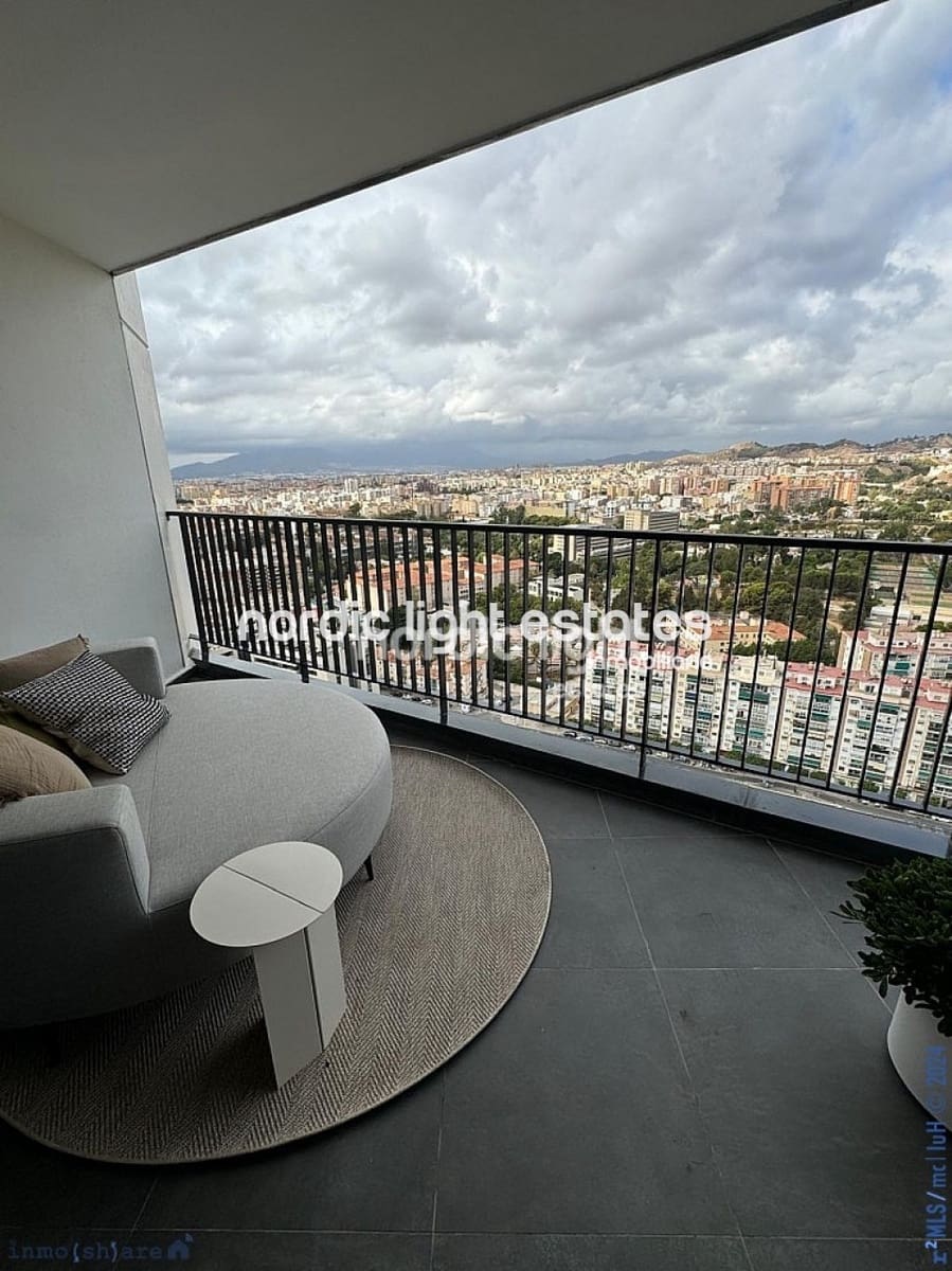 4 bedroom Apartment for sale in Malaga city with pool garage - € 2,000,000 (Ref: 8635592)