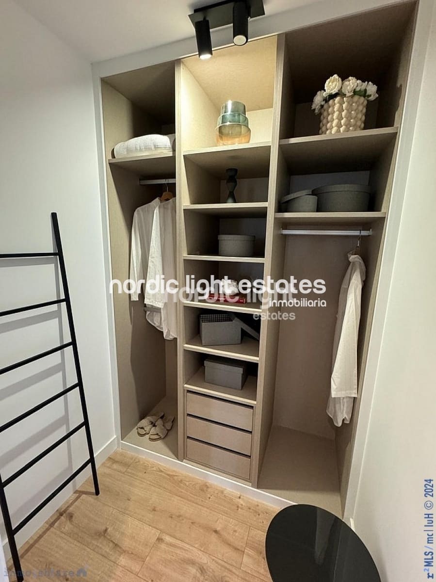 4 bedroom Apartment for sale in Malaga city with pool garage - € 2,000,000 (Ref: 8635592)