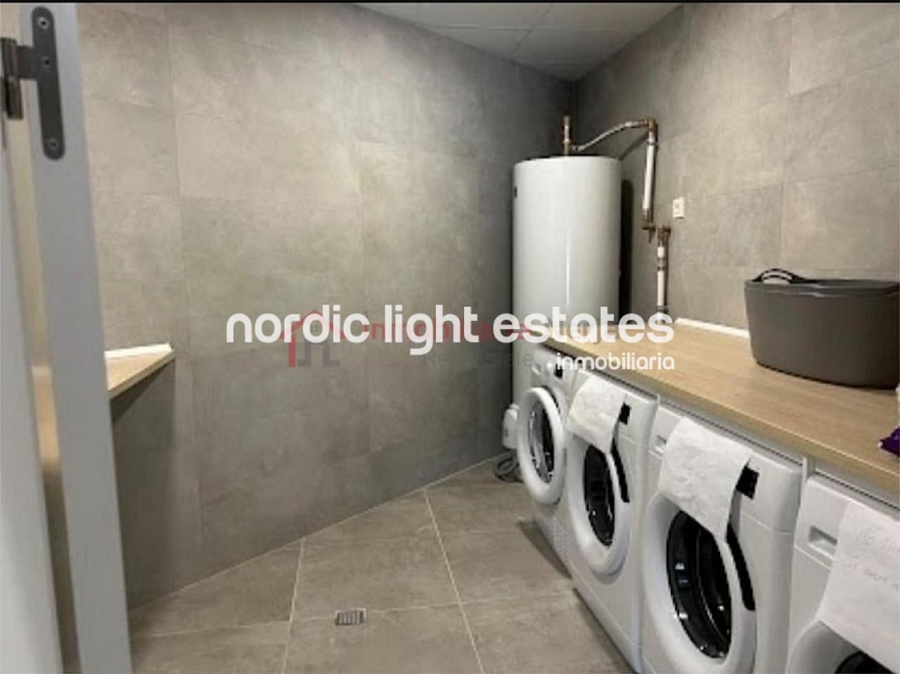 4 bedroom Apartment for sale in Malaga city with pool garage - € 2,000,000 (Ref: 8635592)