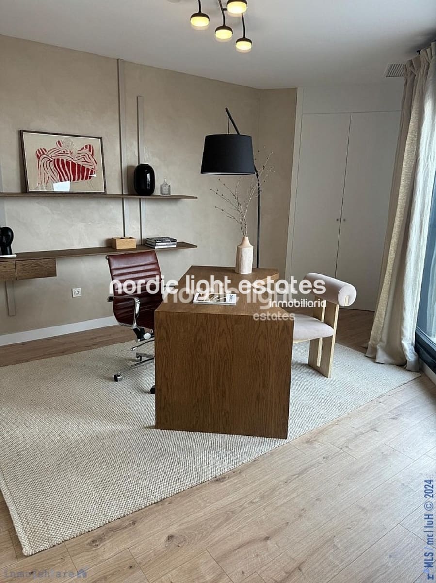 4 bedroom Apartment for sale in Malaga city with pool garage - € 2,000,000 (Ref: 8635592)