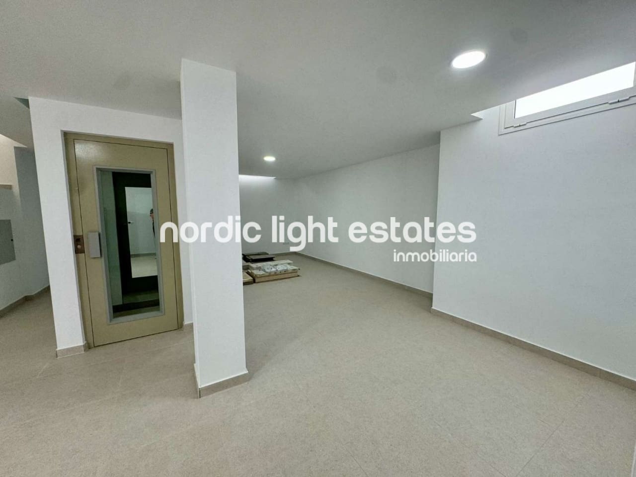 4 quarto Moradia para venda em Nerja com piscina garagem - 865 000 € (Ref: 8640194)