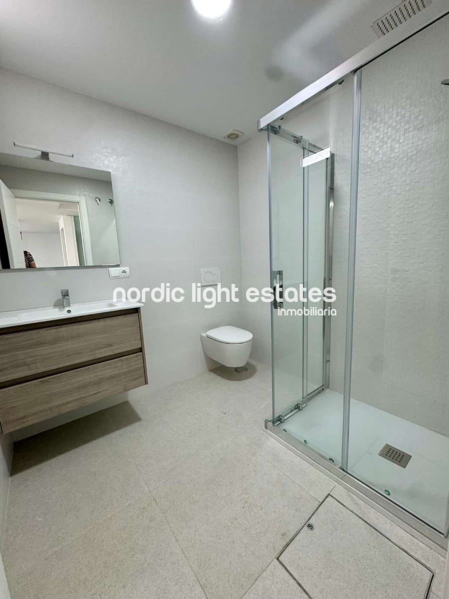 4 quarto Moradia para venda em Nerja com piscina garagem - 865 000 € (Ref: 8640194)