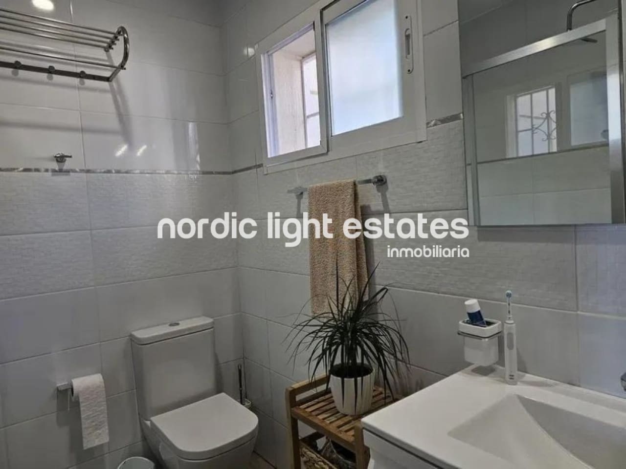 3 soverom Kjedet enebolig til salgs i La Herradura med garasje - € 474 999 (Ref: 8646901)